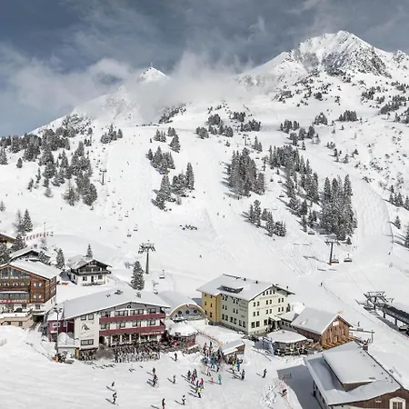 Apartmanhotel Austria - Natural Lifestyle Auf Der Piste Obertauern