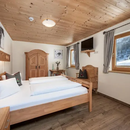 Austria - Natural Lifestyle Auf Der Piste Obertauern