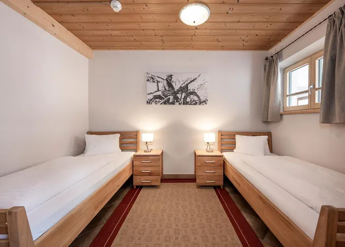 Austria - Natural Lifestyle Auf Der Piste アパートホテル オーバータウエルン