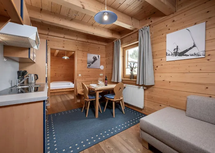 Austria - Natural Lifestyle Auf Der Piste アパートホテル 3*