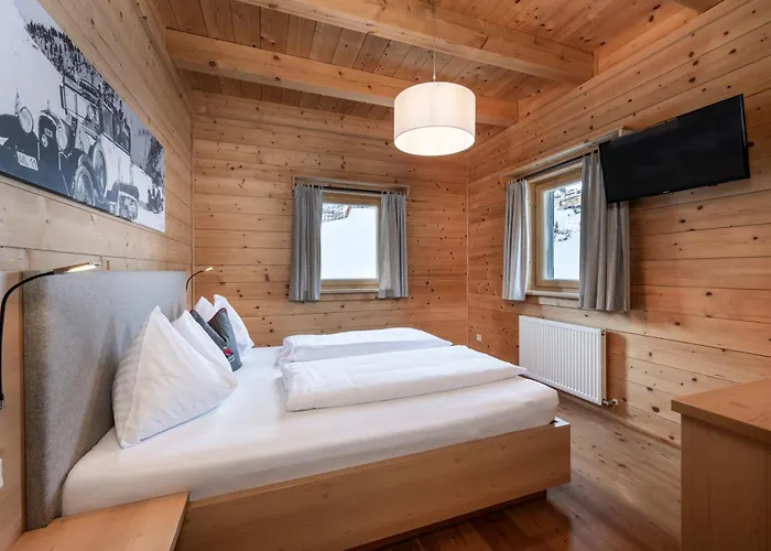 Austria - Natural Lifestyle Auf Der Piste アパートホテル オーバータウエルン