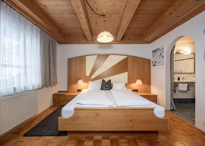 Austria - Natural Lifestyle Auf Der Piste アパートホテル 3*